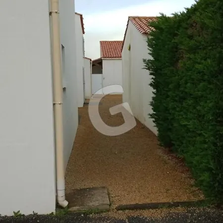 Charmante Maison Proche Pour 4 Pers. à Sur Avec Jardin Et Parking Privé - Fr-1-357-296 * La Tranche-sur-Mer